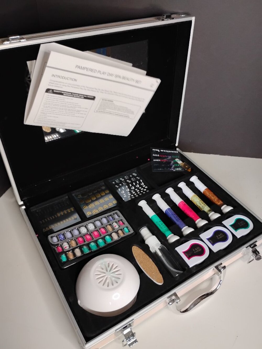 FAO Schwarz Pampered Play Day Spa Beauty Set